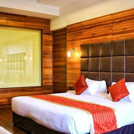 City Park Resort Bahadurgarh Ngoại thất bức ảnh