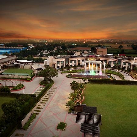 City Park Resort Bahadurgarh Ngoại thất bức ảnh