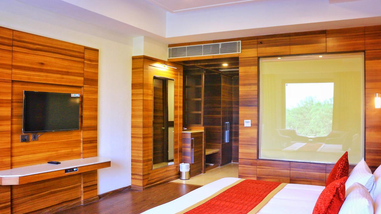 City Park Resort Bahadurgarh Ngoại thất bức ảnh
