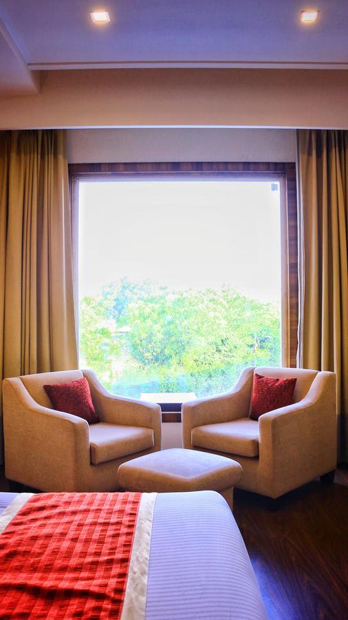 City Park Resort Bahadurgarh Ngoại thất bức ảnh
